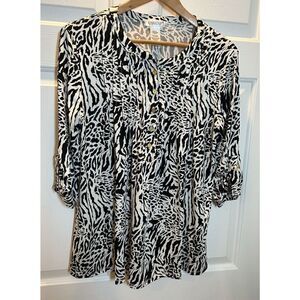 Chandly Women's Medium Animal Print Gold Buttons Roll-Tab Blouse Top Shirt